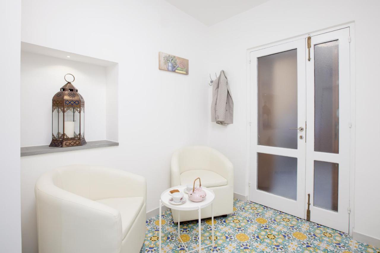 Brezza Marina-Authentic Sorrento Flat By The Beach Extérieur photo