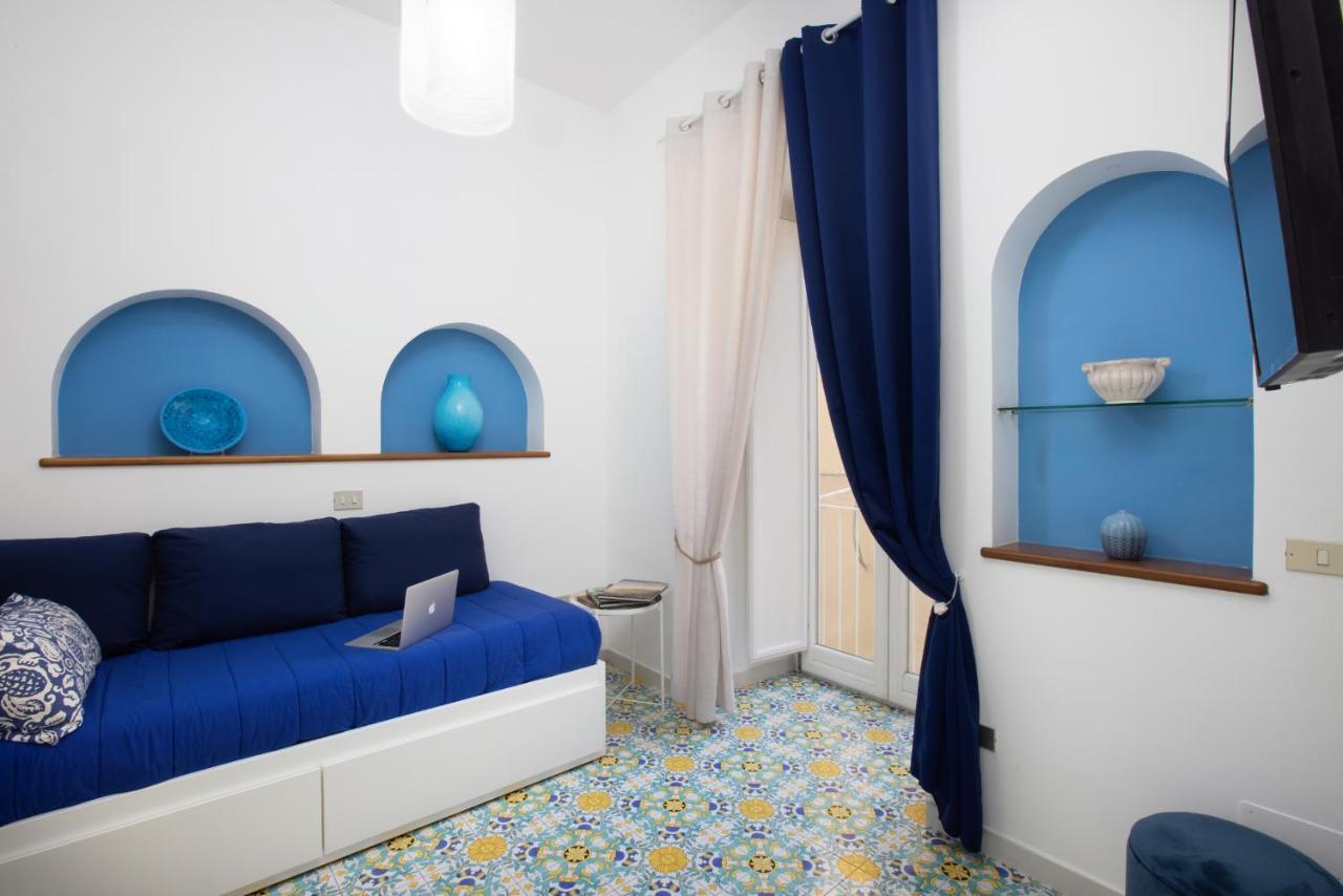 Brezza Marina-Authentic Sorrento Flat By The Beach Extérieur photo